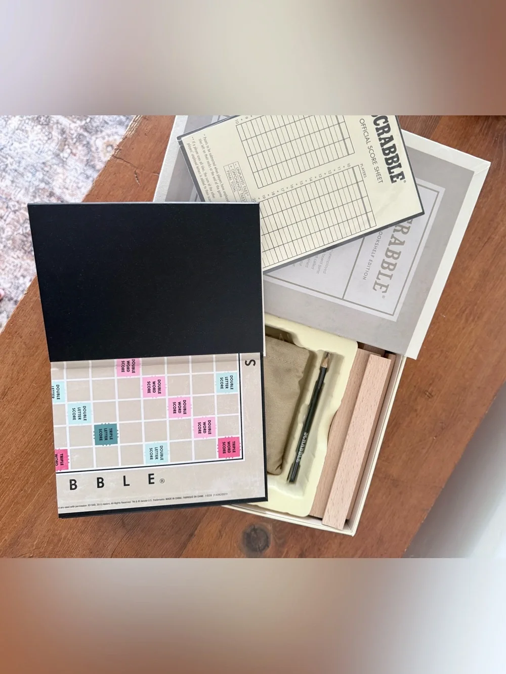 Vintage Bookshelf Edition Crossword Game - White